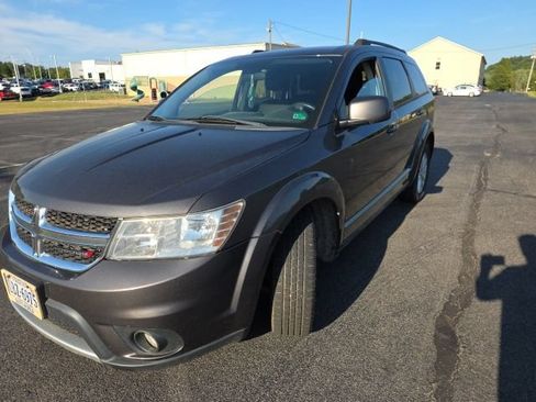 Used 2015 Dodge Journey SXT w/ Flexible Seating Group AWD/4WD image 4