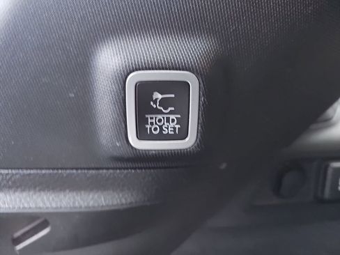 Certified 2022 Jeep Grand Cherokee Summit w/ Adv Protech Group IV image 13