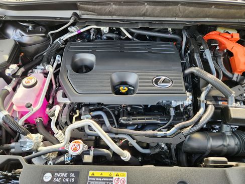 New 2026 Lexus RX 450h AWD image 21