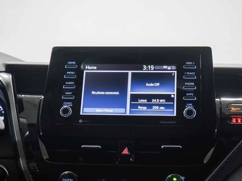 Certified 2021 Toyota Camry SE w/ Convenience Package image 15