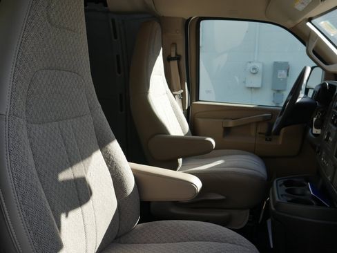 New 2025 Chevrolet Express 2500 w/ Driver Convenience Package image 18