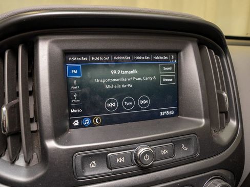 Used 2020 Chevrolet Colorado W/T image 11