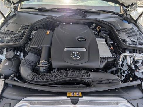 Used 2018 Mercedes-Benz C 300 Sedan image 19
