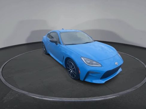 Certified 2023 Toyota GR86 RWD image 2