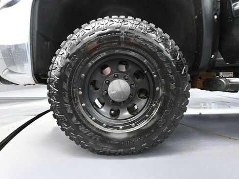 Used 2010 Chevrolet Silverado 2500 LTZ w/ LTZ Plus Package AWD/4WD image 16
