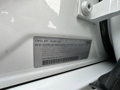 Used 2020 Audi A8 L 4.0T image 16