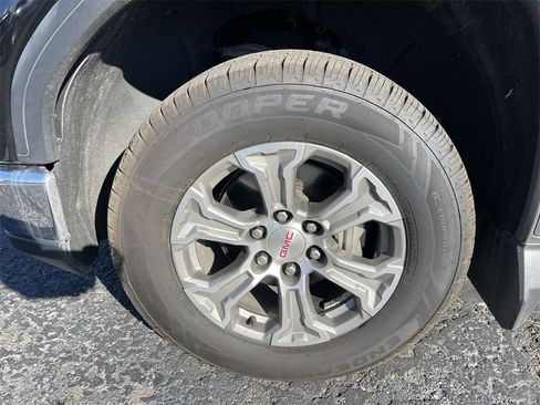 Used 2022 GMC Sierra 1500 SLT w/ Max Trailering Package image 10