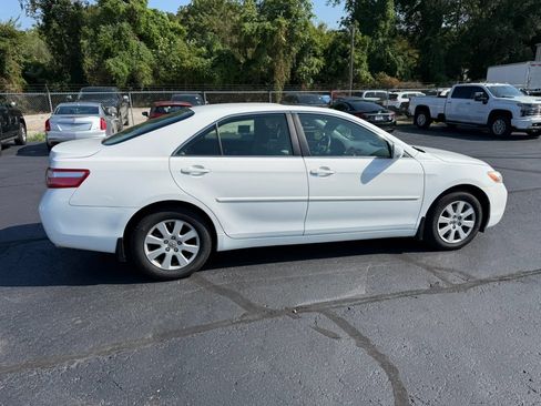 Used 2009 Toyota Camry XLE FWD image 8