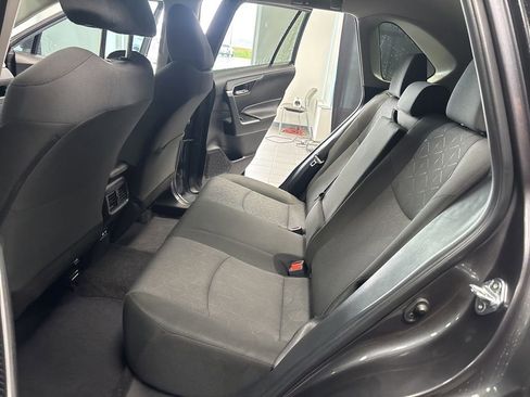 Used 2024 Toyota RAV4 XLE AWD/4WD image 26