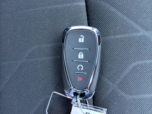 Used 2022 Chevrolet Trax LT w/ Midnight Edition AWD/4WD image 41