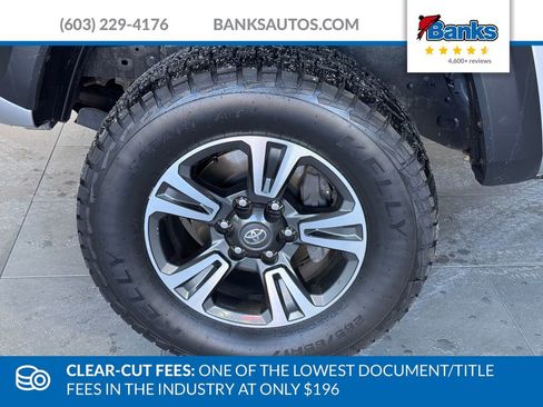 Used 2021 Toyota Tacoma TRD Off-Road w/ Technology Package image 4