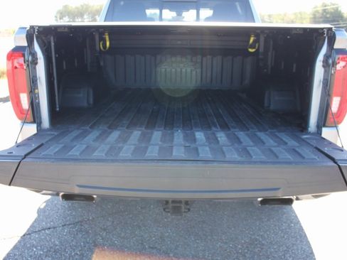 Used 2020 GMC Sierra 1500 AT4 w/ AT4 Premium Package image 19