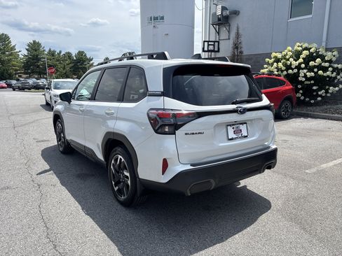 Used 2026 Subaru Forester Limited AWD/4WD image 19