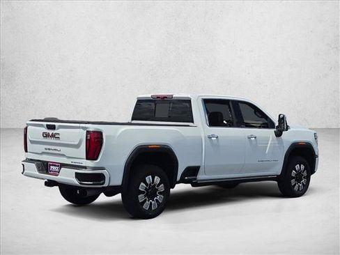 Used 2026 GMC Sierra 2500 Denali w/ Denali Reserve Package AWD/4WD image 5