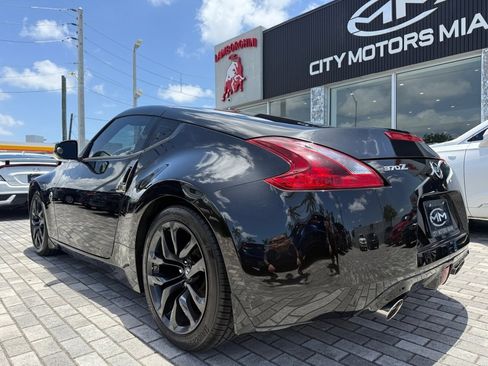 Used 2018 Nissan 370Z Touring image 6