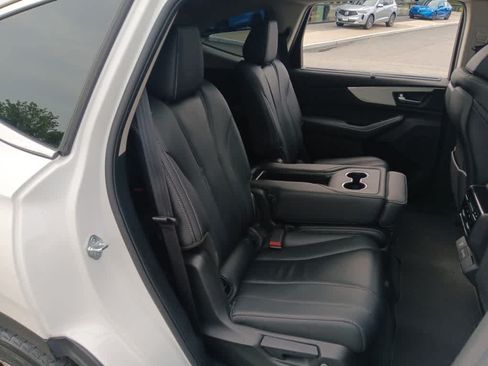 Used 2023 Acura MDX w/ Technology Package AWD/4WD image 17