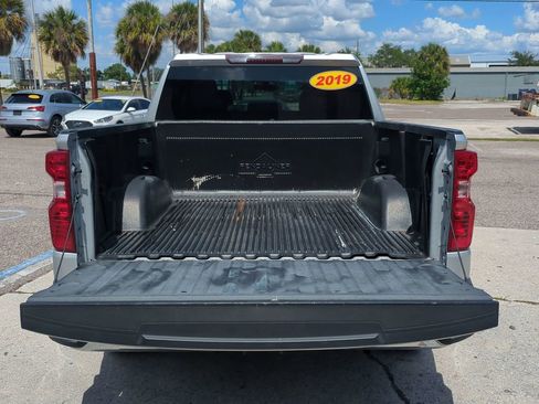 Used 2019 Chevrolet Silverado 1500 LT RWD image 14