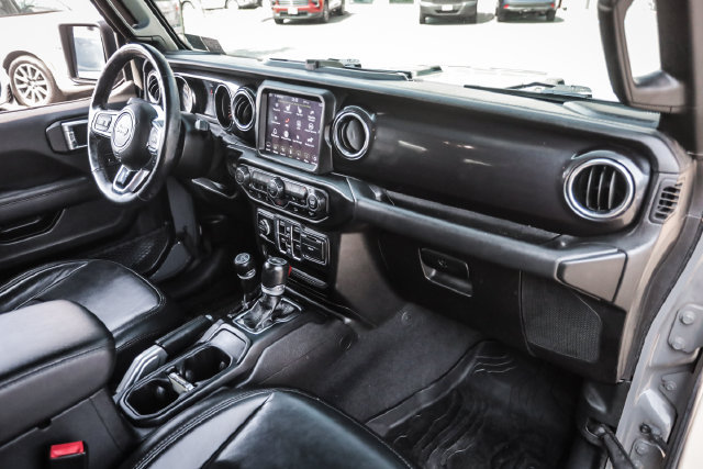 Used 2021 Jeep Wrangler Unlimited Sahara AWD/4WD image 59