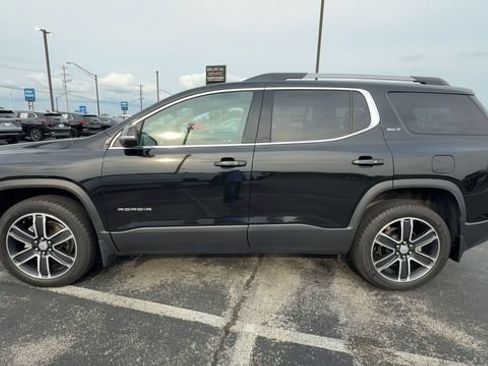 Used 2023 GMC Acadia SLT w/ Preferred Package AWD/4WD image 5