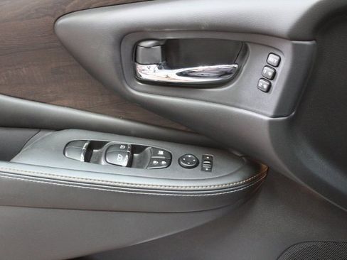 Used 2021 Nissan Murano Platinum image 9