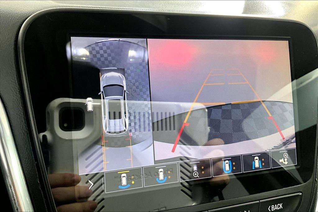 Used 2019 Chevrolet Equinox Premier FWD image 21