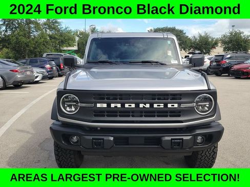 Used 2024 Ford Bronco Black Diamond AWD/4WD image 2