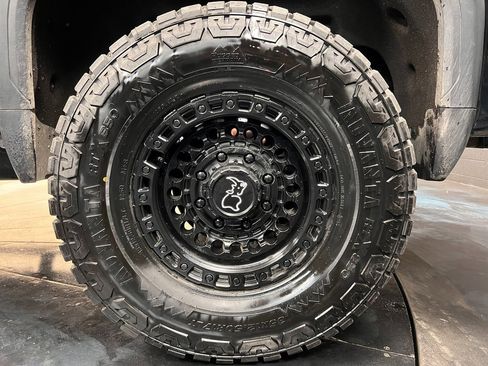 Used 2025 GMC Sierra 2500 AT4 w/ AT4 Premium Plus Package image 25