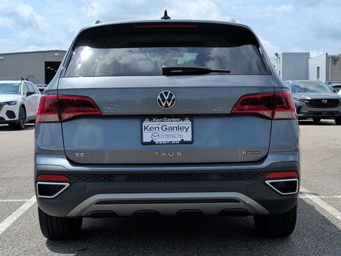 Used 2022 Volkswagen Taos SE AWD/4WD image 6