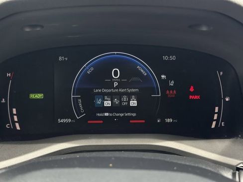 Used 2025 Toyota Camry SE FWD image 13
