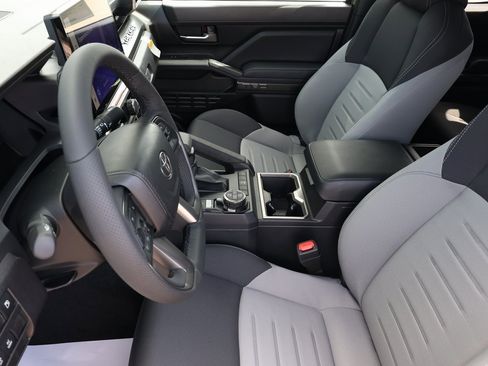 New 2025 Toyota Tacoma TRD Off-Road image 15