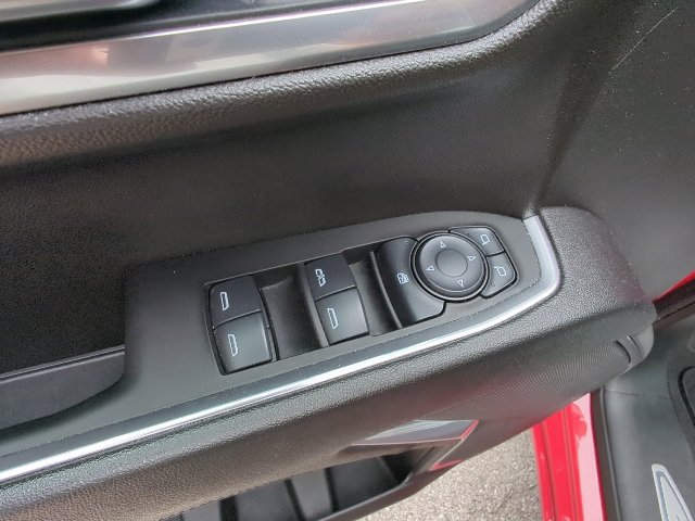 Used 2025 Chevrolet Silverado 1500 LT AWD/4WD image 13