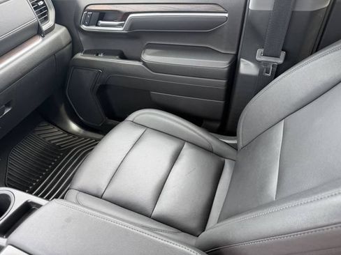 Certified 2025 GMC Sierra 1500 SLT RWD image 20