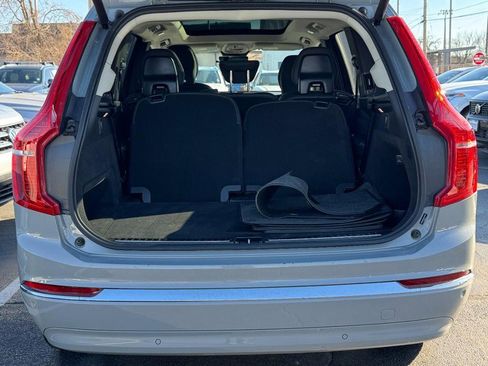 Used 2025 Volvo XC90 B6 Ultra image 5
