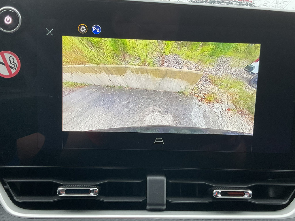 Used 2026 Chevrolet Equinox LT AWD/4WD image 12