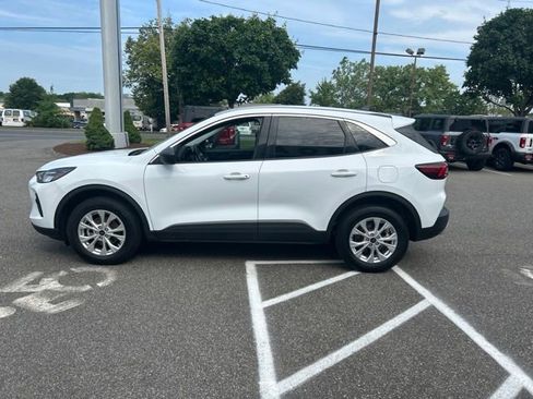 Used 2024 Ford Escape Active AWD/4WD image 4