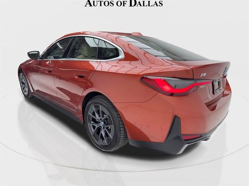 Used 2022 BMW i4 eDrive40 w/ Premium Package image 10