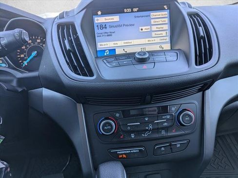 Used 2018 Ford Escape SE w/ SE Sync 3 Package AWD/4WD image 12