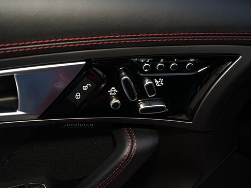 Used 2017 Jaguar F-TYPE S British Design Edition image 22