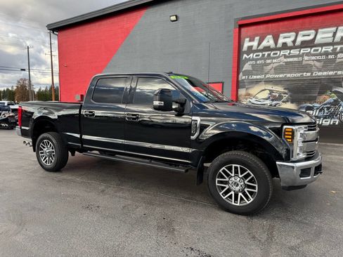 Used 2018 Ford F350 Lariat w/ Lariat Ultimate Package image 3