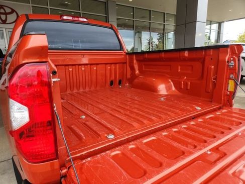 Used 2017 Toyota Tundra SR5 w/ TRD Off Road Package AWD/4WD image 13