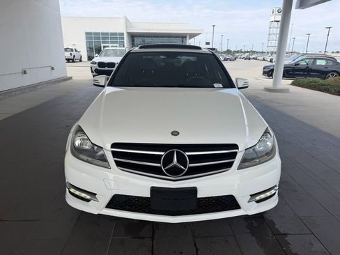 Used 2014 Mercedes-Benz C 250 Sedan image 2