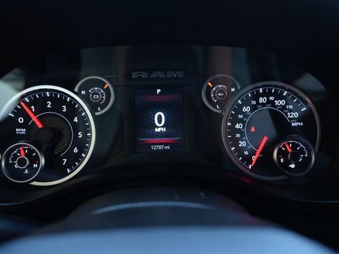 Used 2025 RAM 1500 Big Horn RWD image 19