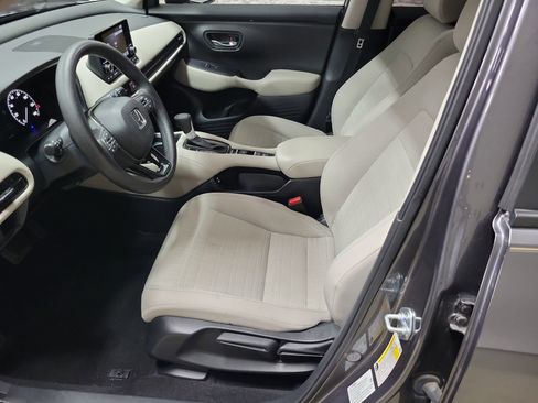 Certified 2025 Honda HR-V LX image 16