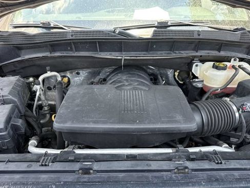 Used 2019 GMC Sierra 1500 SLT RWD image 32