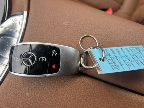 Used 2020 Mercedes-Benz E 450 Cabriolet image 38