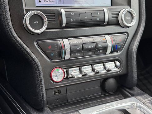 Used 2019 Ford Mustang GT Premium w/ Equipment Group 401A RWD image 27