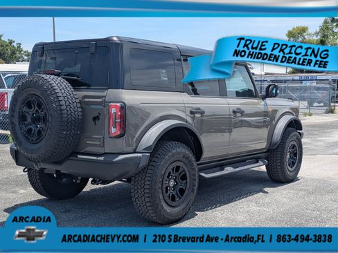 Used 2025 Ford Bronco Badlands AWD/4WD image 4