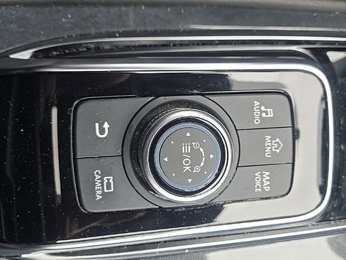 Used 2024 Nissan Armada SL w/ Midnight Edition Package image 22