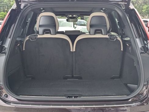 Certified 2025 Volvo XC90 B5 Core w/ Protection Package Premier image 15