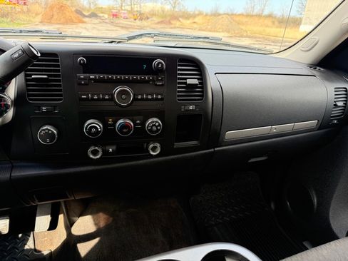 Used 2009 Chevrolet Silverado 1500 LT w/ Power Pack Plus image 12